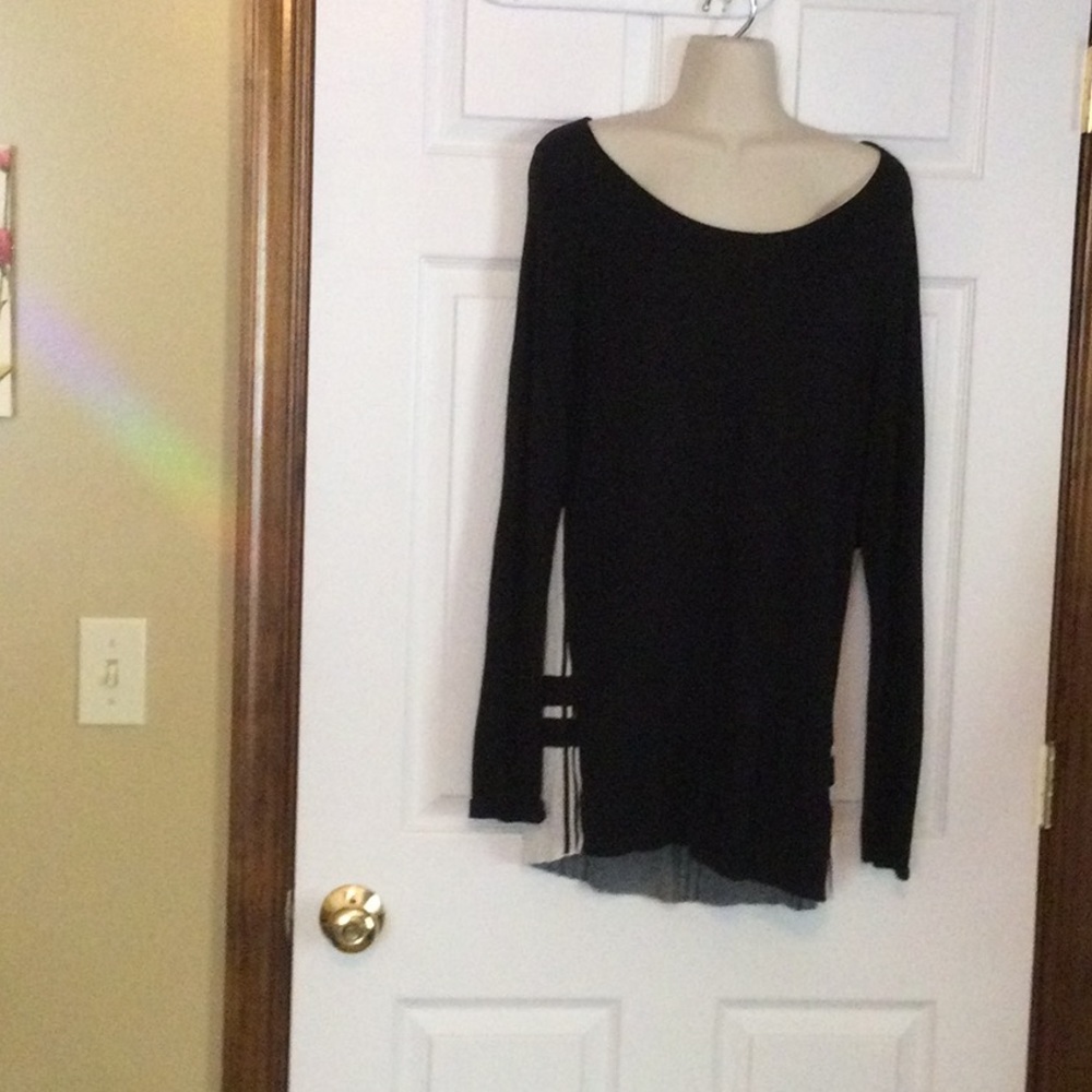 Teaberry & Weave Sweater top